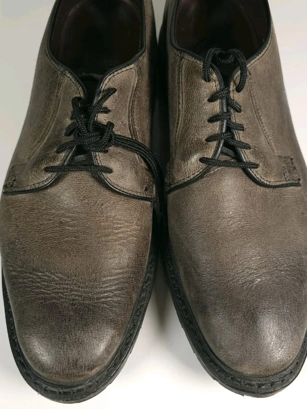 ALLEN EDMONDS 